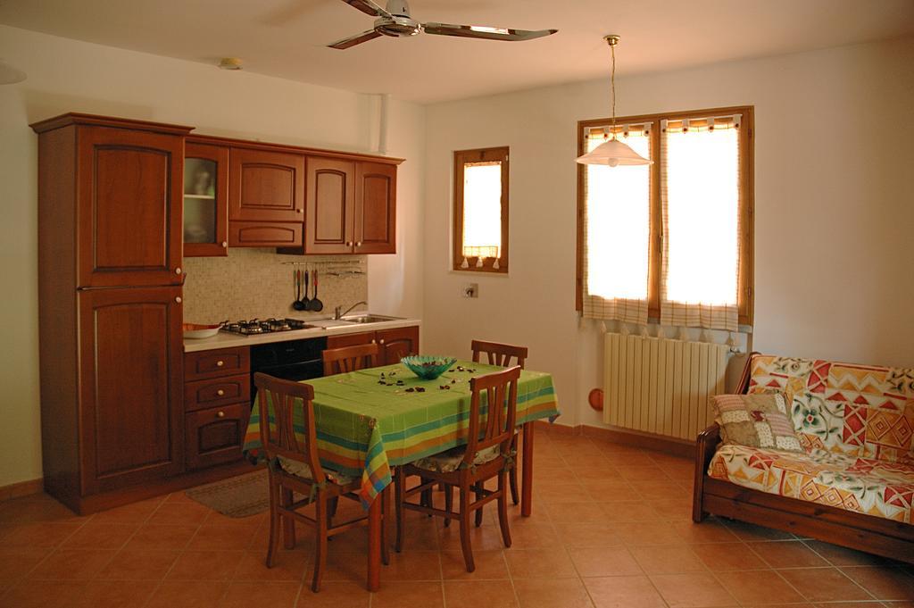 Agriturismo Podere Gozzuto กาวอร์ราโน ห้อง รูปภาพ