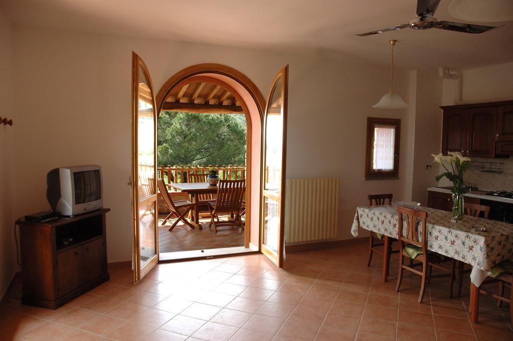 Agriturismo Podere Gozzuto กาวอร์ราโน ห้อง รูปภาพ
